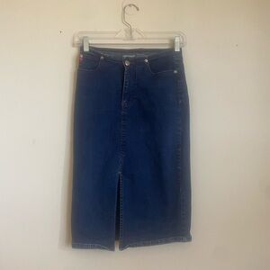 Mudd denim midi skirt #mudd #denimskirt